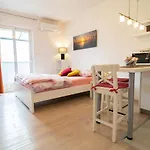 Studio Apartment Goga